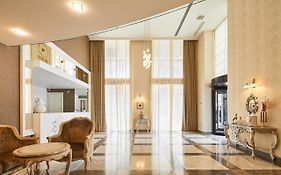 Gallery Palace Hotel